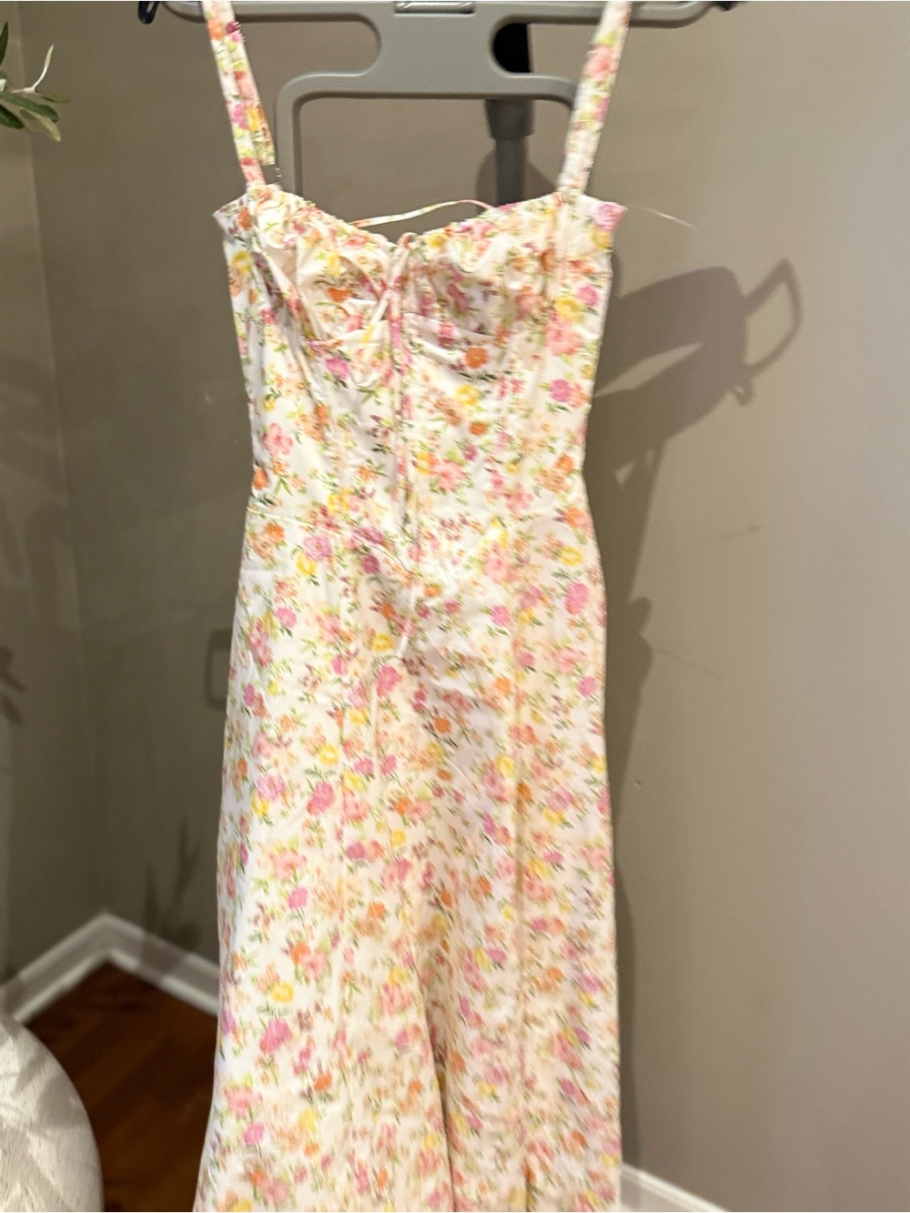 HOUSE OF CB Carmen Ivory Meadow Print Cotton Bustier
Sundress - Picture 4 of 8